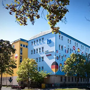 https://haus-international-hostel.com-bavaria.com